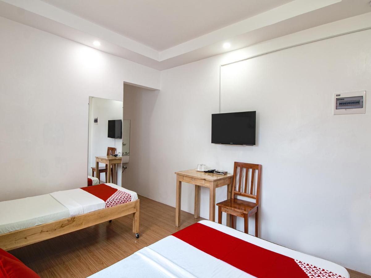 Oyo 777 Rn Guesthouse Моалбоал Экстерьер фото