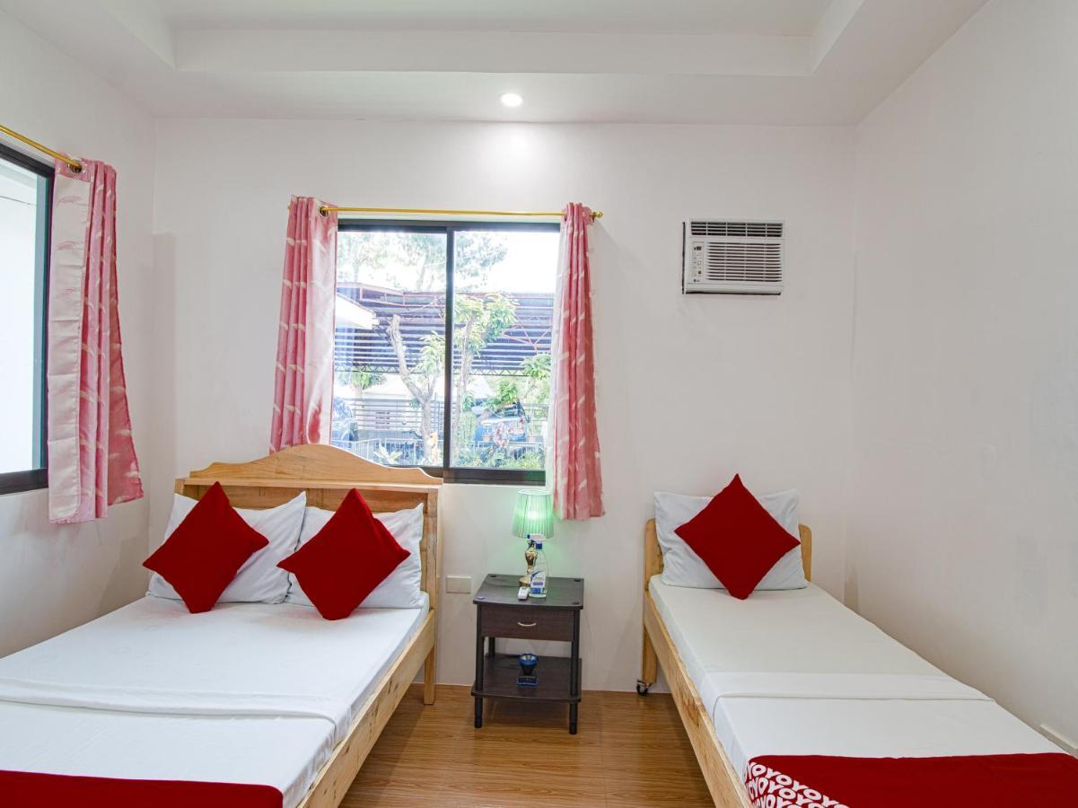 Oyo 777 Rn Guesthouse Моалбоал Экстерьер фото