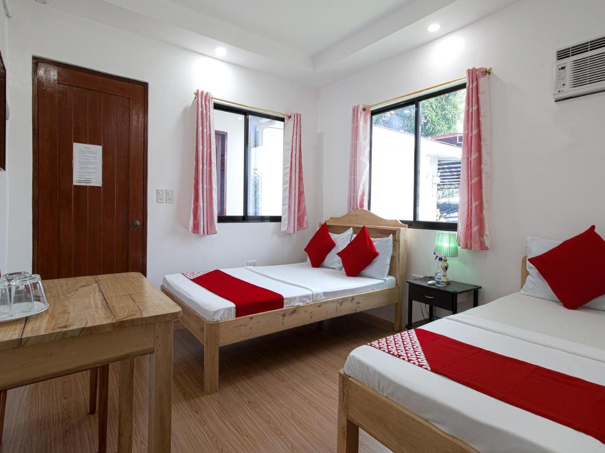 Oyo 777 Rn Guesthouse Моалбоал Экстерьер фото