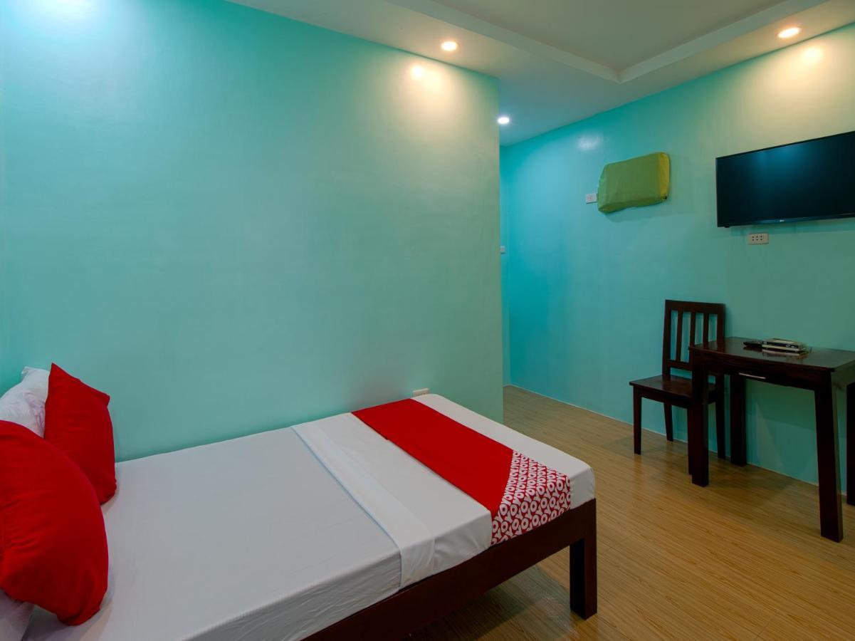 Oyo 777 Rn Guesthouse Моалбоал Экстерьер фото