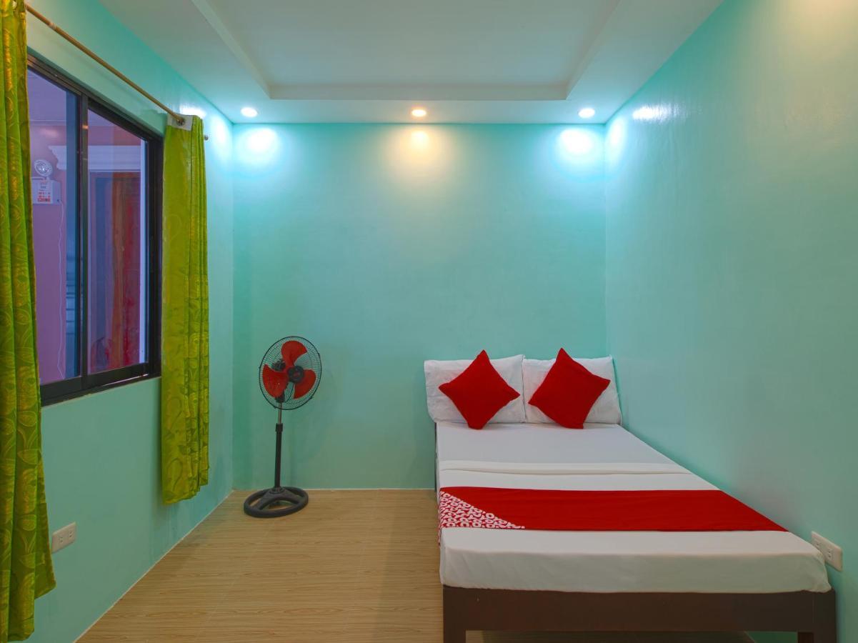 Oyo 777 Rn Guesthouse Моалбоал Экстерьер фото
